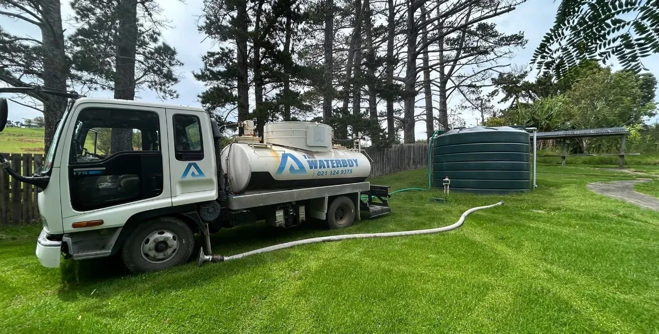 The Waterboy water tanker on a delivery in Mangawhai